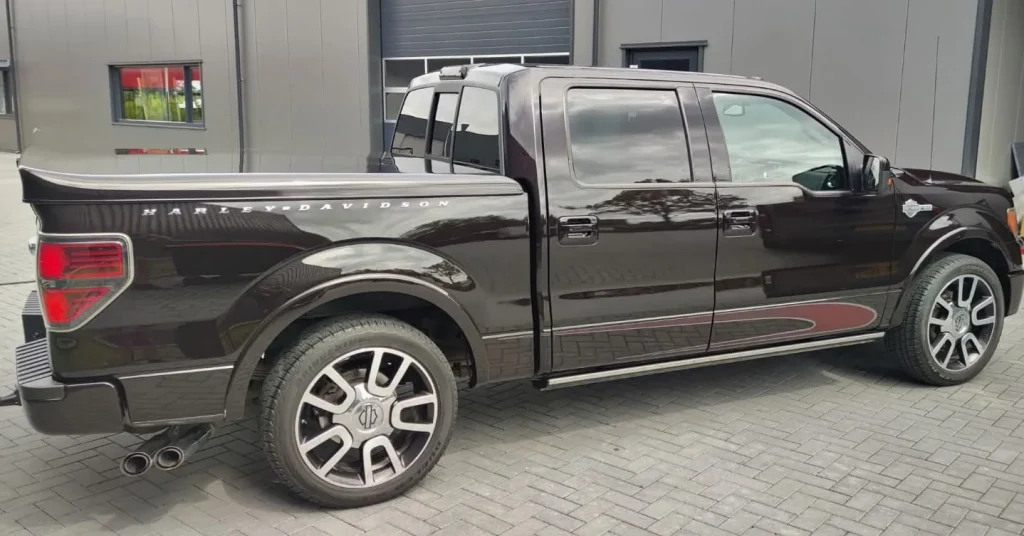 Ford F150 — na behandeling