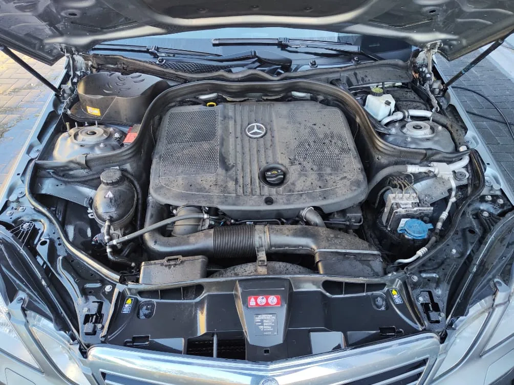 Motorruimte — voor behandeling