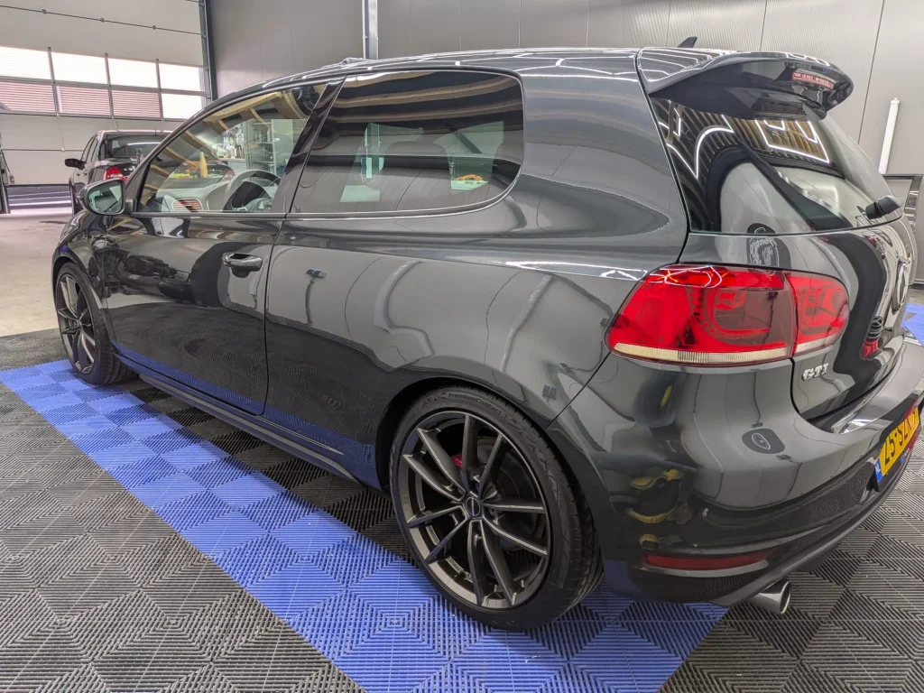 Golf GTI showroomklaar
